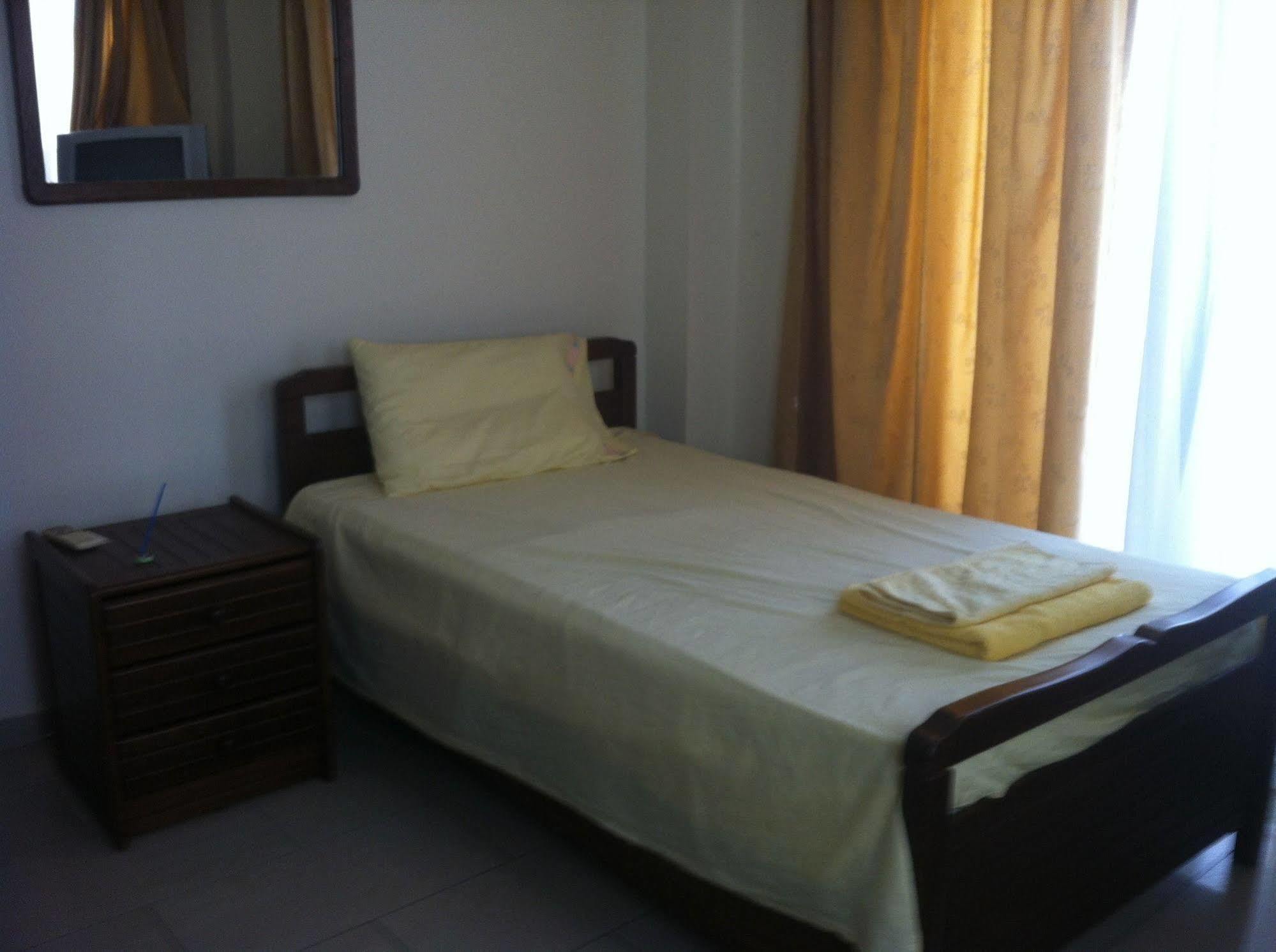 Zakos Court Apartments Larnaca Zewnętrze zdjęcie